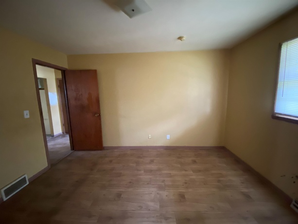 1015 Furman, ROCKFORD, Illinois 61101, ,2 Units,For Sale,Furman,202602194