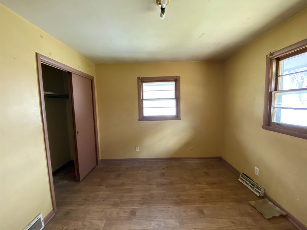 1015 Furman, ROCKFORD, Illinois 61101, ,2 Units,For Sale,Furman,202602194