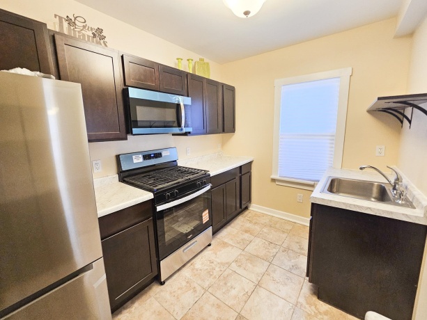 1904 Andrews, ROCKFORD, Illinois 61101, 2 Bedrooms Bedrooms, ,1 BathroomBathrooms,House,For Sale,Andrews,202602195