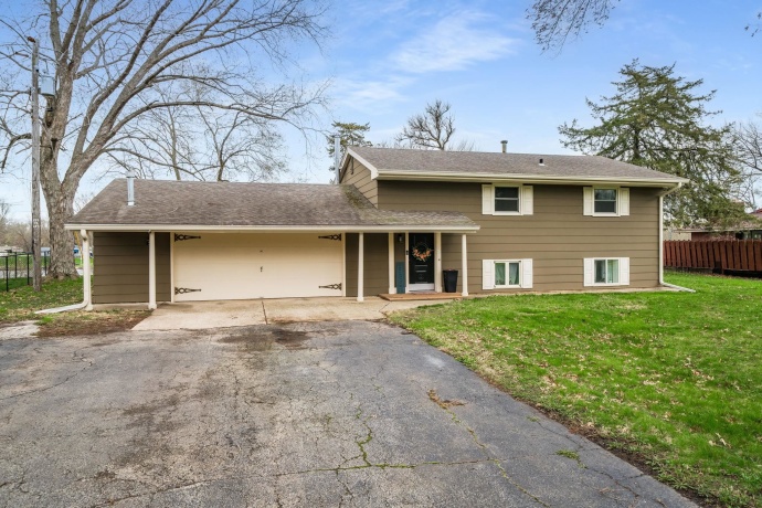 7265 Bergstrom, ROCKFORD, Illinois 61103, 3 Bedrooms Bedrooms, ,2 BathroomsBathrooms,House,For Sale,Bergstrom,202602198