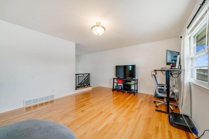 7265 Bergstrom, ROCKFORD, Illinois 61103, 3 Bedrooms Bedrooms, ,2 BathroomsBathrooms,House,For Sale,Bergstrom,202602198