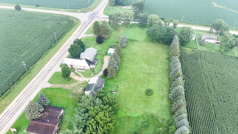 7916 Pines, POLO, Illinois 61064, 2 Bedrooms Bedrooms, ,1 BathroomBathrooms,House,For Sale,Pines,202602199