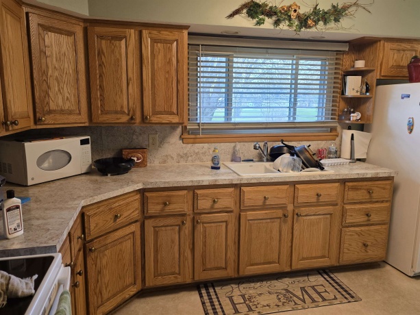 1427 Blackhawk, FREEPORT, Illinois 61032, 3 Bedrooms Bedrooms, ,1 BathroomBathrooms,House,For Sale,Blackhawk,202602200