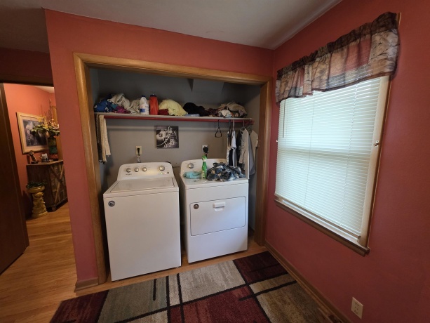 1427 Blackhawk, FREEPORT, Illinois 61032, 3 Bedrooms Bedrooms, ,1 BathroomBathrooms,House,For Sale,Blackhawk,202602200