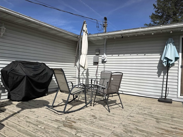 208 COLLEGE, MOUNT CARROLL, Illinois 61053, 3 Bedrooms Bedrooms, ,1 BathroomBathrooms,House,For Sale,COLLEGE,202602201