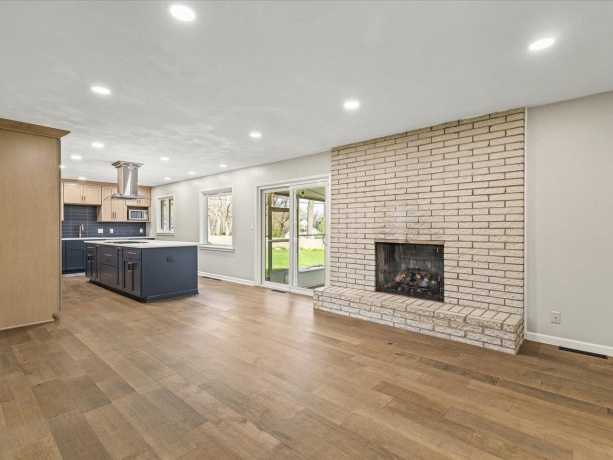 2509 Driftwood, ROCKFORD, Illinois 61107, 5 Bedrooms Bedrooms, ,2 BathroomsBathrooms,House,For Sale,Driftwood,202602202