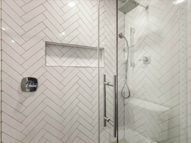 2509 Driftwood, ROCKFORD, Illinois 61107, 5 Bedrooms Bedrooms, ,2 BathroomsBathrooms,House,For Sale,Driftwood,202602202