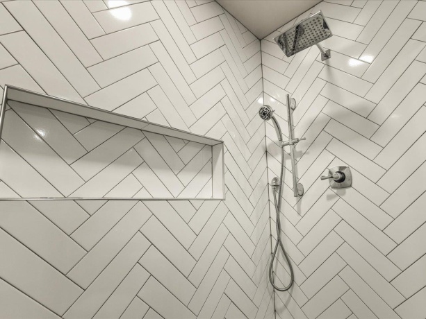 2509 Driftwood, ROCKFORD, Illinois 61107, 5 Bedrooms Bedrooms, ,2 BathroomsBathrooms,House,For Sale,Driftwood,202602202