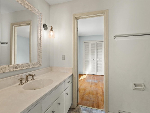 2509 Driftwood, ROCKFORD, Illinois 61107, 5 Bedrooms Bedrooms, ,2 BathroomsBathrooms,House,For Sale,Driftwood,202602202