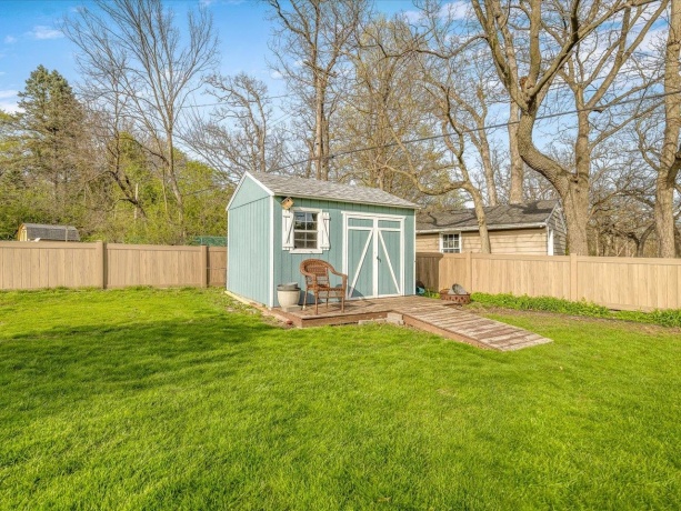 2509 Driftwood, ROCKFORD, Illinois 61107, 5 Bedrooms Bedrooms, ,2 BathroomsBathrooms,House,For Sale,Driftwood,202602202