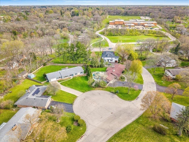 2509 Driftwood, ROCKFORD, Illinois 61107, 5 Bedrooms Bedrooms, ,2 BathroomsBathrooms,House,For Sale,Driftwood,202602202