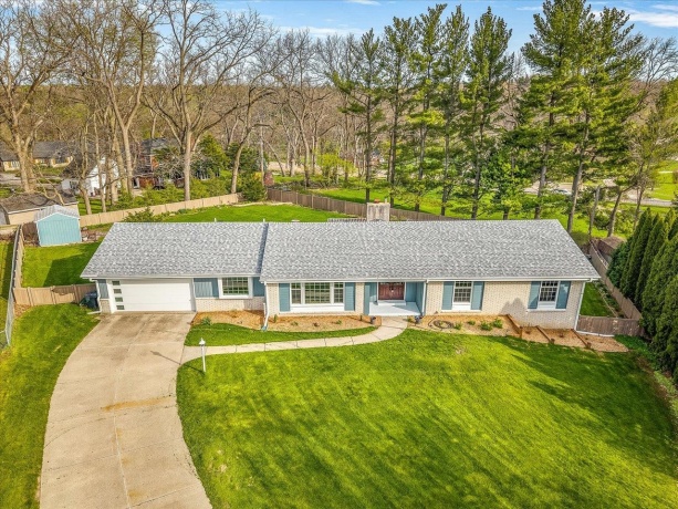 2509 Driftwood, ROCKFORD, Illinois 61107, 5 Bedrooms Bedrooms, ,2 BathroomsBathrooms,House,For Sale,Driftwood,202602202