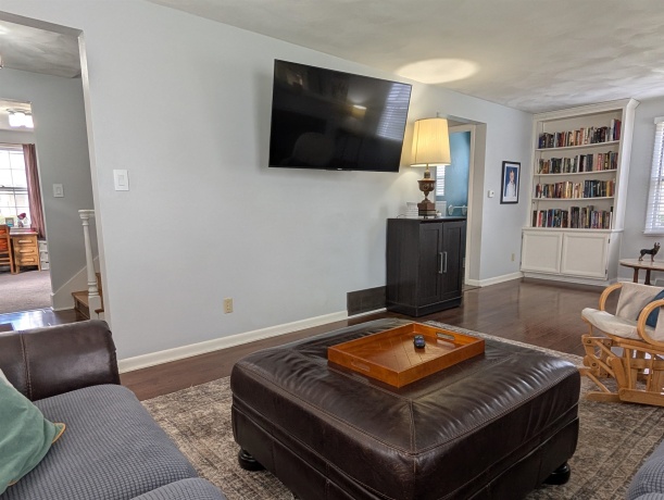 1437 Walnut, FREEPORT, Illinois 61032, 3 Bedrooms Bedrooms, ,1 BathroomBathrooms,House,For Sale,Walnut,202602203