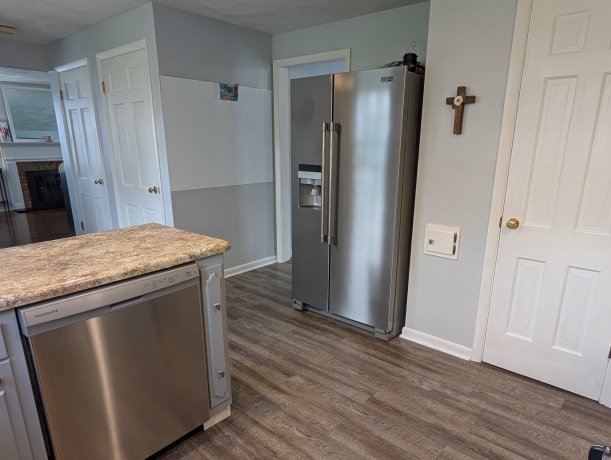 1437 Walnut, FREEPORT, Illinois 61032, 3 Bedrooms Bedrooms, ,1 BathroomBathrooms,House,For Sale,Walnut,202602203