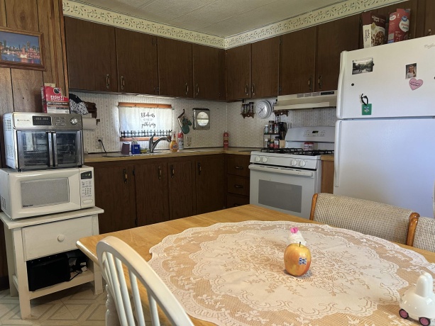 309 Lindenwood, BELVIDERE, Illinois 61008, 2 Bedrooms Bedrooms, ,1 BathroomBathrooms,House,For Sale,Lindenwood,202602205