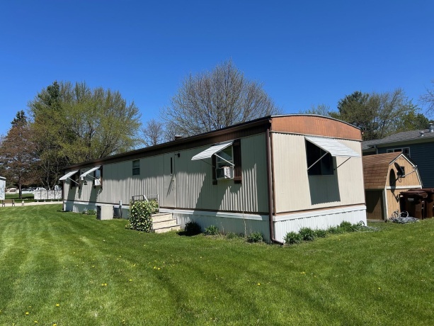 309 Lindenwood, BELVIDERE, Illinois 61008, 2 Bedrooms Bedrooms, ,1 BathroomBathrooms,House,For Sale,Lindenwood,202602205