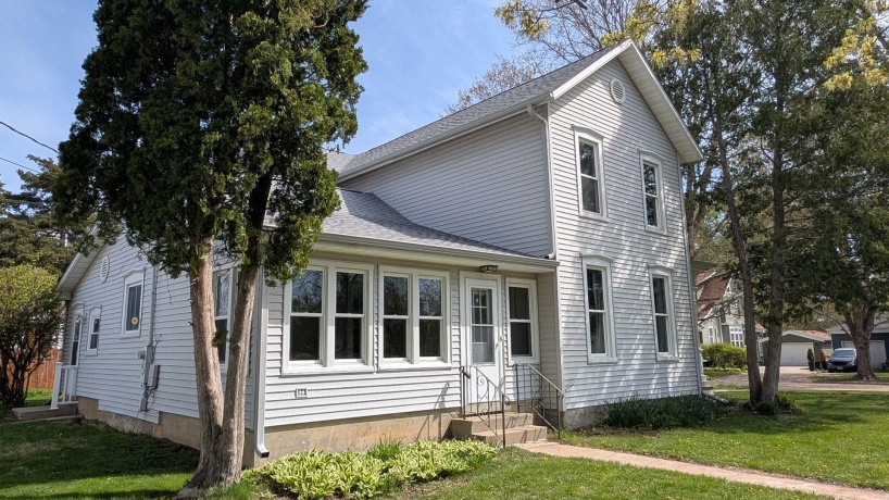 210 7th, OREGON, Illinois 61061, 3 Bedrooms Bedrooms, ,1 BathroomBathrooms,House,For Sale,7th,202602206