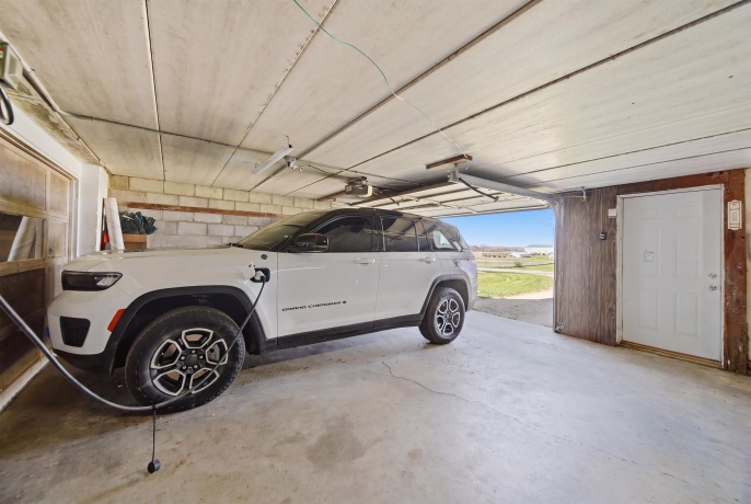 17870 Clover, MORRISON, Illinois 61270, 4 Bedrooms Bedrooms, ,2 BathroomsBathrooms,House,For Sale,Clover,202602208