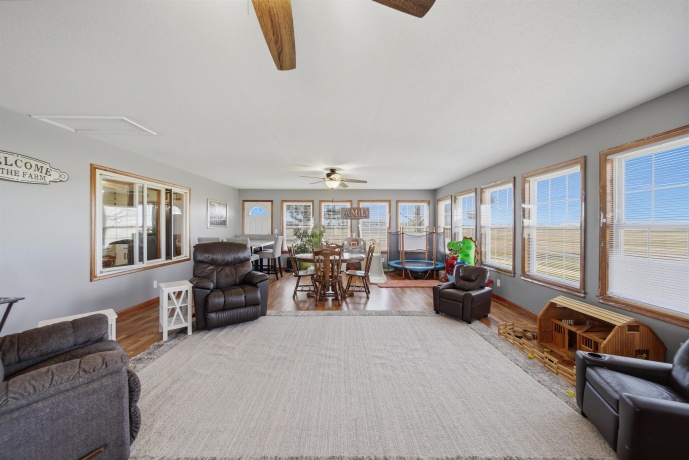 17870 Clover, MORRISON, Illinois 61270, 4 Bedrooms Bedrooms, ,2 BathroomsBathrooms,House,For Sale,Clover,202602208