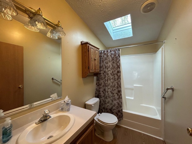 2250 Sunrise, BELVIDERE, Illinois 61008, 3 Bedrooms Bedrooms, ,2 BathroomsBathrooms,House,For Sale,Sunrise,202602209