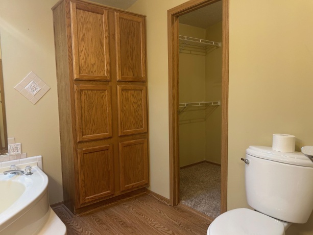 2250 Sunrise, BELVIDERE, Illinois 61008, 3 Bedrooms Bedrooms, ,2 BathroomsBathrooms,House,For Sale,Sunrise,202602209