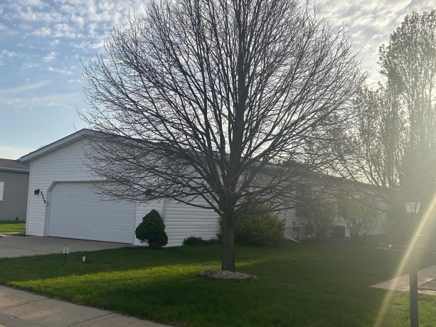 2250 Sunrise, BELVIDERE, Illinois 61008, 3 Bedrooms Bedrooms, ,2 BathroomsBathrooms,House,For Sale,Sunrise,202602209