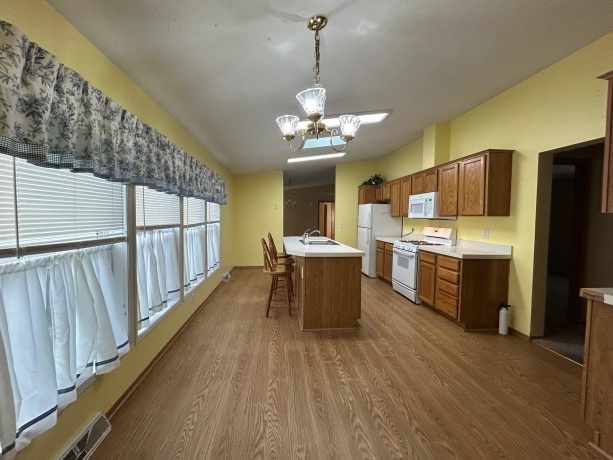 2250 Sunrise, BELVIDERE, Illinois 61008, 3 Bedrooms Bedrooms, ,2 BathroomsBathrooms,House,For Sale,Sunrise,202602209