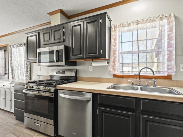 8686 Dutch Elm, ROSCOE, Illinois 61073, 3 Bedrooms Bedrooms, ,2 BathroomsBathrooms,House,For Sale,Dutch Elm,202602213