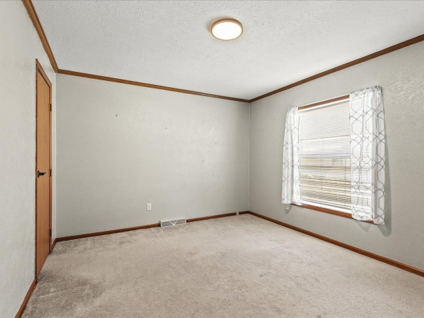 8686 Dutch Elm, ROSCOE, Illinois 61073, 3 Bedrooms Bedrooms, ,2 BathroomsBathrooms,House,For Sale,Dutch Elm,202602213