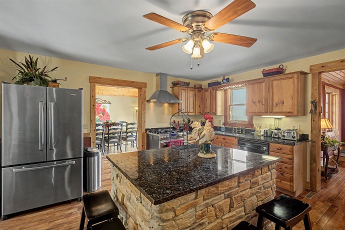 2287 Hanover, HANOVER, Illinois 61041, 4 Bedrooms Bedrooms, ,4 BathroomsBathrooms,Farm,For Sale,Hanover,202602217