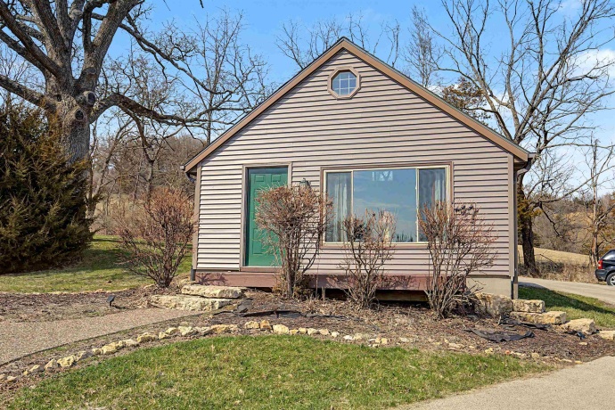 2287 Hanover, HANOVER, Illinois 61041, 4 Bedrooms Bedrooms, ,4 BathroomsBathrooms,Farm,For Sale,Hanover,202602217