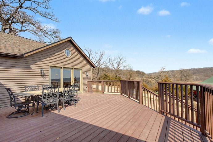 2287 Hanover, HANOVER, Illinois 61041, 4 Bedrooms Bedrooms, ,4 BathroomsBathrooms,Farm,For Sale,Hanover,202602217