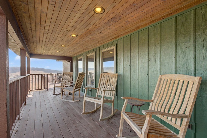 2287 Hanover, HANOVER, Illinois 61041, 4 Bedrooms Bedrooms, ,4 BathroomsBathrooms,Farm,For Sale,Hanover,202602217