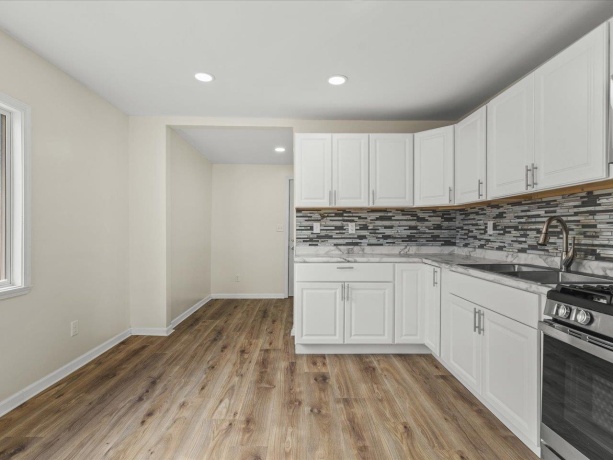 3032 Gladstone, ROCKFORD, Illinois 61101, 2 Bedrooms Bedrooms, ,1 BathroomBathrooms,House,For Sale,Gladstone,202601958