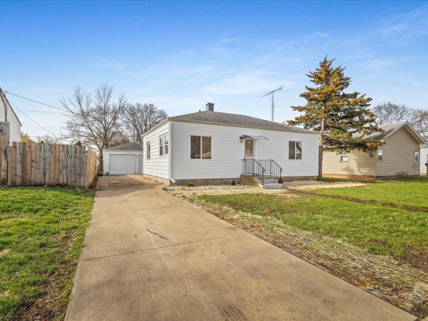 3032 Gladstone, ROCKFORD, Illinois 61101, 2 Bedrooms Bedrooms, ,1 BathroomBathrooms,House,For Sale,Gladstone,202601958