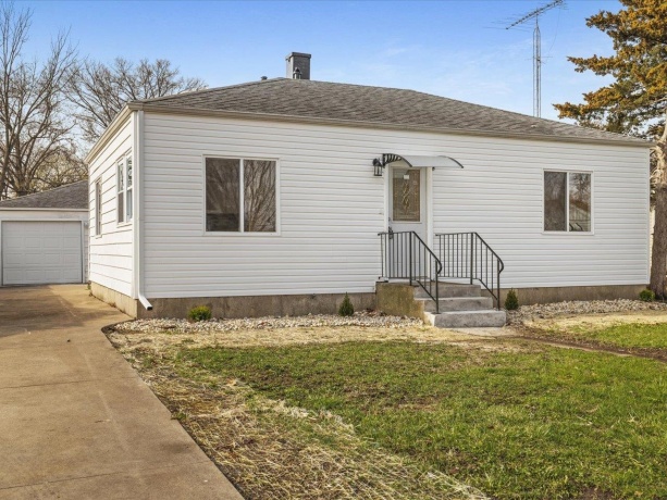 3032 Gladstone, ROCKFORD, Illinois 61101, 2 Bedrooms Bedrooms, ,1 BathroomBathrooms,House,For Sale,Gladstone,202601958