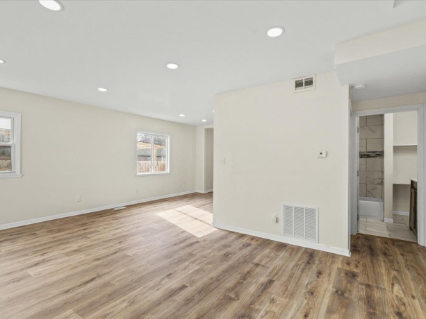 3032 Gladstone, ROCKFORD, Illinois 61101, 2 Bedrooms Bedrooms, ,1 BathroomBathrooms,House,For Sale,Gladstone,202601958