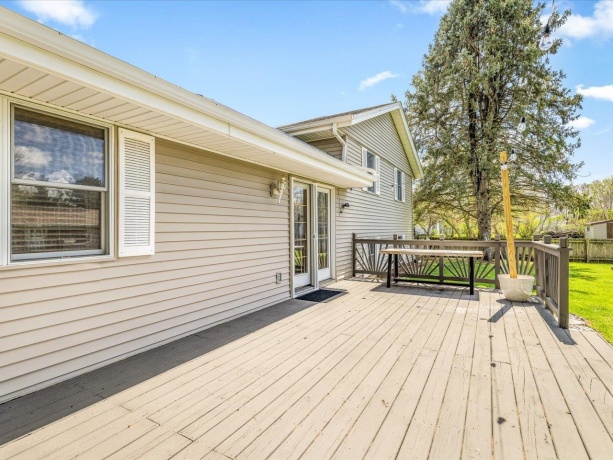 11392 Mt Vernon, ROSCOE, Illinois 61073, 4 Bedrooms Bedrooms, ,2 BathroomsBathrooms,House,For Sale,Mt Vernon,202602215