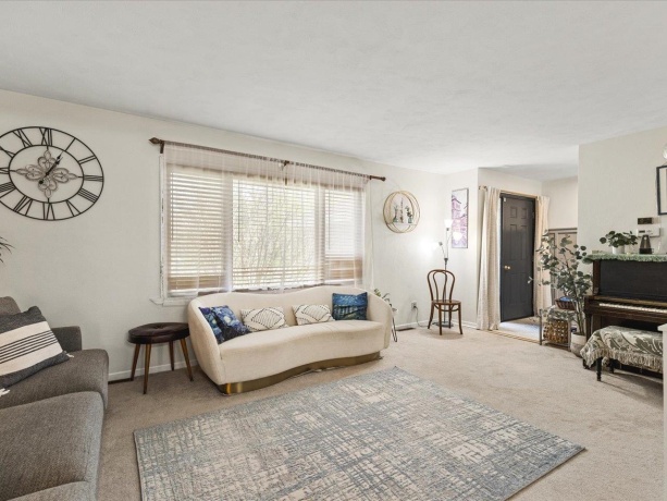 11392 Mt Vernon, ROSCOE, Illinois 61073, 4 Bedrooms Bedrooms, ,2 BathroomsBathrooms,House,For Sale,Mt Vernon,202602215