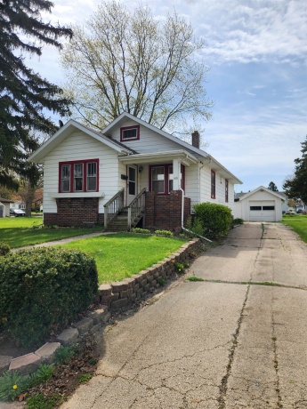 515 DEWEY, FREEPORT, Illinois 61032, 3 Bedrooms Bedrooms, ,1 BathroomBathrooms,House,For Sale,DEWEY,202602218