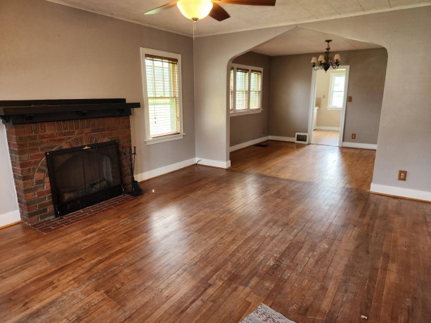 515 DEWEY, FREEPORT, Illinois 61032, 3 Bedrooms Bedrooms, ,1 BathroomBathrooms,House,For Sale,DEWEY,202602218