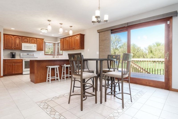 2302 CAIRNWELL, BELVIDERE, Illinois 61008, 4 Bedrooms Bedrooms, ,2 BathroomsBathrooms,House,For Sale,CAIRNWELL,202602219