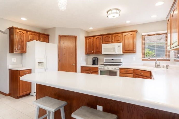 2302 CAIRNWELL, BELVIDERE, Illinois 61008, 4 Bedrooms Bedrooms, ,2 BathroomsBathrooms,House,For Sale,CAIRNWELL,202602219