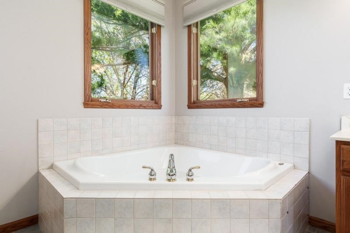 2302 CAIRNWELL, BELVIDERE, Illinois 61008, 4 Bedrooms Bedrooms, ,2 BathroomsBathrooms,House,For Sale,CAIRNWELL,202602219