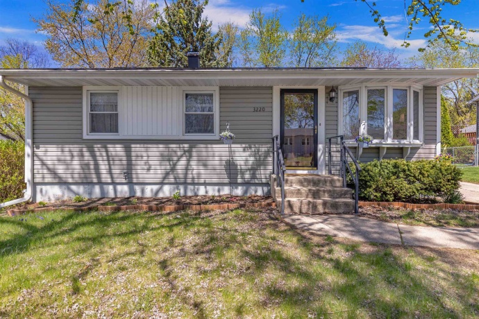 3220 18th, ROCKFORD, Illinois 61109, 3 Bedrooms Bedrooms, ,1 BathroomBathrooms,House,For Sale,18th,202602197