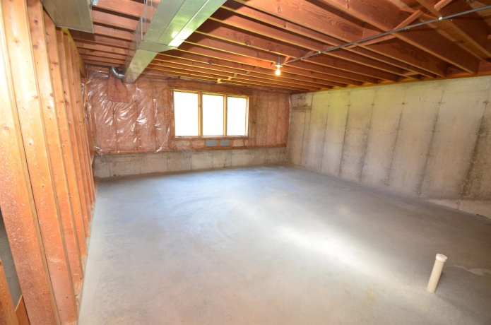 1237 Woodcreek, ROCKFORD, Illinois 61108, ,2 Units,For Sale,Woodcreek,202602220