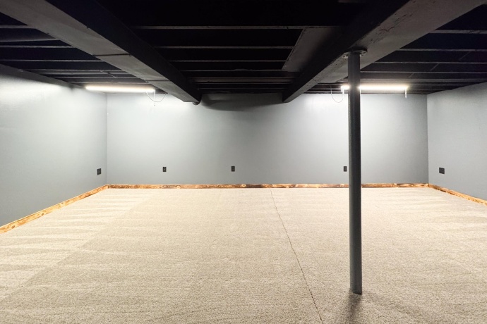 3929 Gleasman, ROCKFORD, Illinois 61101, 2 Bedrooms Bedrooms, ,1 BathroomBathrooms,House,For Sale,Gleasman,202602222