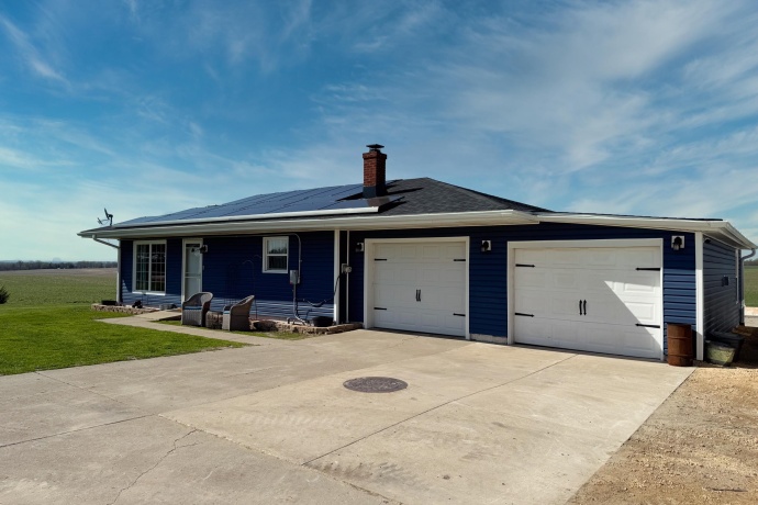 3929 Gleasman, ROCKFORD, Illinois 61101, 2 Bedrooms Bedrooms, ,1 BathroomBathrooms,House,For Sale,Gleasman,202602222