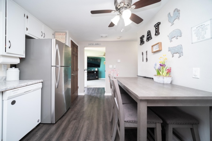 3929 Gleasman, ROCKFORD, Illinois 61101, 2 Bedrooms Bedrooms, ,1 BathroomBathrooms,House,For Sale,Gleasman,202602222