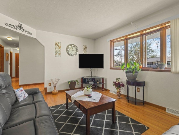 11785 Balsa, ROSCOE, Illinois 61073, 3 Bedrooms Bedrooms, ,2 BathroomsBathrooms,House,For Sale,Balsa,202602225